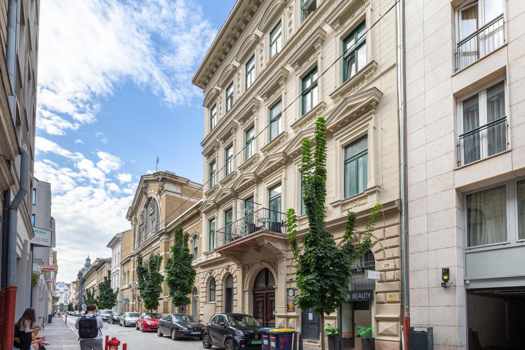 V26 Freedom Lodge Apartment Budapest Luaran gambar