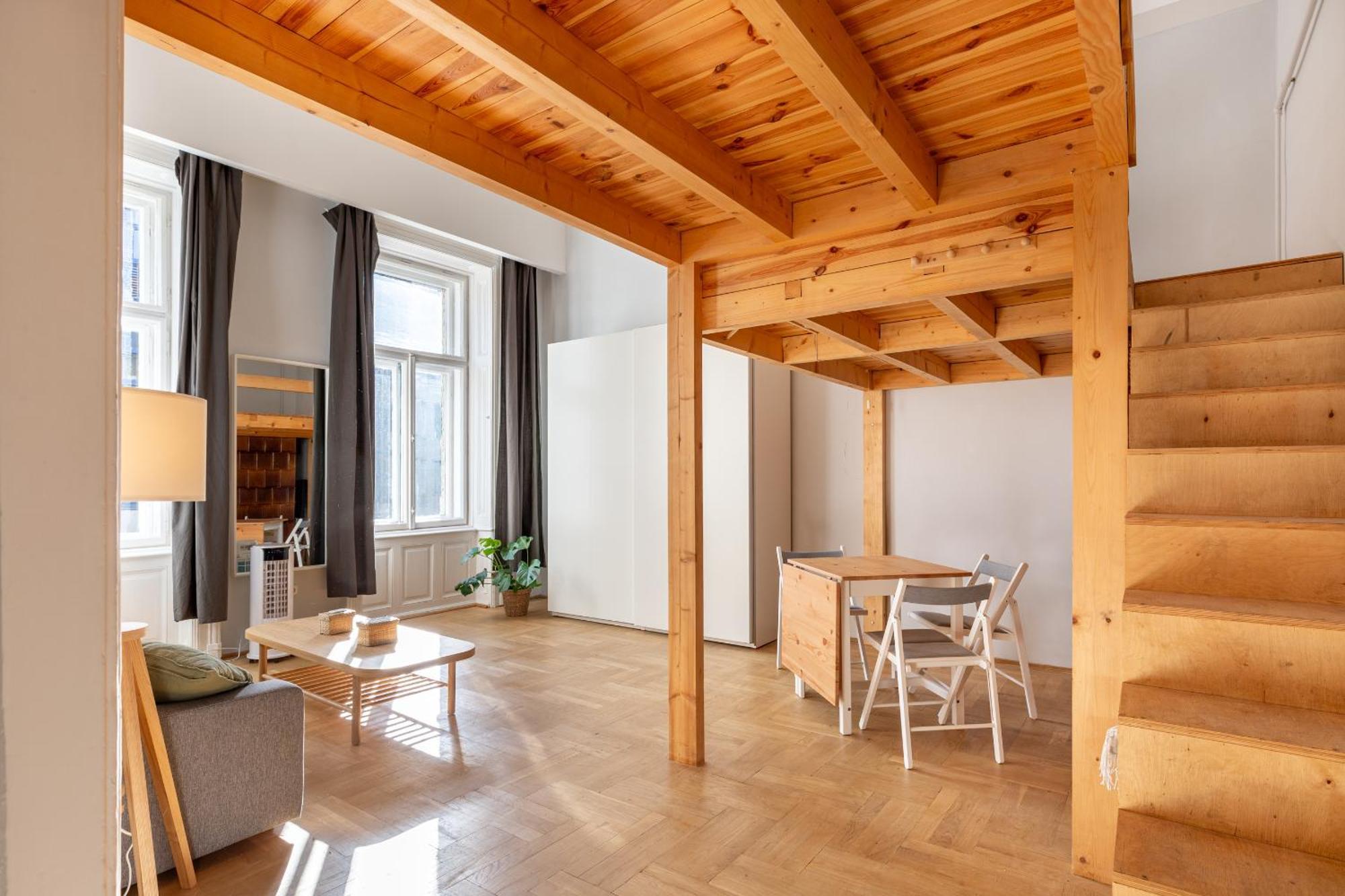 V26 Freedom Lodge Apartment Budapest Luaran gambar